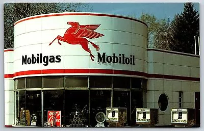 Mount Clemens Michigan~Mobilgas Station Bldg Exterior View~Vintage Postcard • $2.99