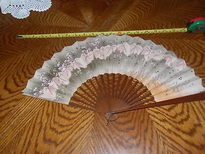 Large Japanese Vintage Folding Hand Fan Celluloid Fabric Floral Lace • $15.95