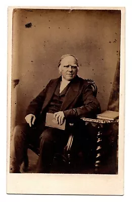 ANTIQUE CDV CIRCA 1860s WESLENAN METHODIST PHOTOGRAPHER OLD MAN HOLDING BOOK • $14.99