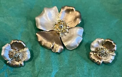 Vintage Floral Flower Brushed Gold And  Silver Brooch Pin Earrings Set Trifari ? • $20