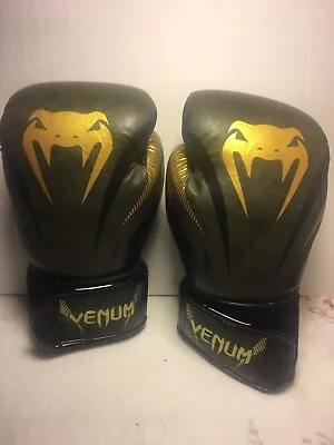Venum Contender Hook And Loop Training Boxing Gloves - Black/Gold 10oz • $36.50