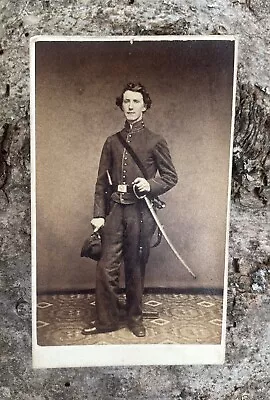 Original Civil War Soldier CDV Early War Armed Federal Cavalry Or Artilleryman • $36.55