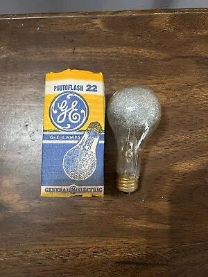 Vintage GE Photoflash Lamp Synchro-Press No. 22 General Electric Flash Bulbs • $25