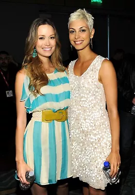 Morena Baccarin & Summer Glau In A 8  X 10  Glossy Photo Pvr • $6.99