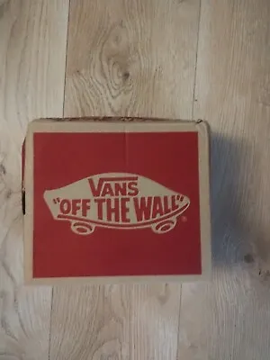 VANS Off The Wall Baby Size 4.5 • £23