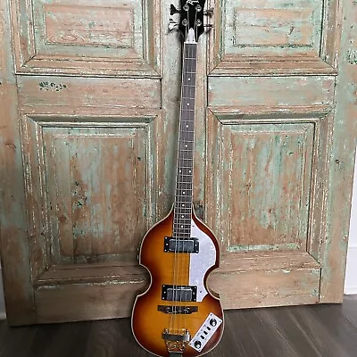 Rogue VB100 Violin Bass Guitar Vintage Sunburst • $189.99