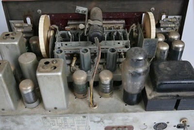 $99.99 • Buy 16  Vacuum Tube Midwest Series Model 916 Tube Console Radio Chassis VINTAGE