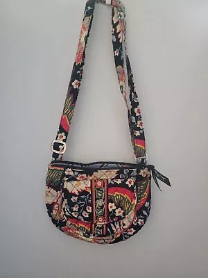 Vera Bradley Versailles Small Crossbody Bag Adj Strap & Zipper Magnetic Closure  • $11