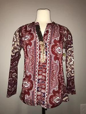 $18 • Buy Tiny Anthropologie Rep Paisley Print Front V-Neck Top, Size XS