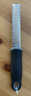 Microplane Premium Classic Series Zester Grater 10.5/5 Black • $16.99