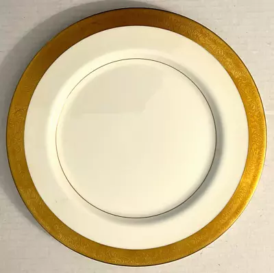 Mikasa Bone China Harrow Gold Trimmed Plate A1-129 Estate Sale • $12