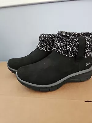 Skechers Womens Easy Going Cozy Weather Ankle Boot Black Knit Cuff Sz 8.5 M • $33.99