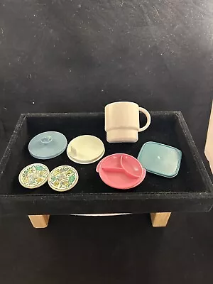 Lot Of 7 Vintage Tupperware Magnets Mostly Made In Hong Kong • $12