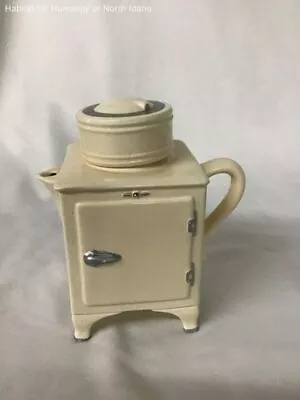 1997 Vandor Ceramic Tea Pot  Vintage Refrigerator  -Cute Collectors Item • $0.99