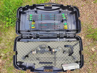 PSE Compound Bow W/Plano Hard Case Trigger Quiver And Arrows • $225
