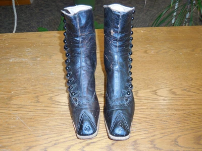 $75 • Buy Victorian Or Edwardian Button Up Ladies Boots In Great Shape All Original