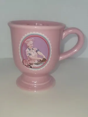 Pink I Love Lucy Pedestal Mug  Lucys Chocolate Factory   2006  • $7
