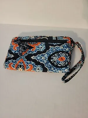 Vera Bradley Wallet Large Wristlet Retired Marrakesh Pattern  • $8.99