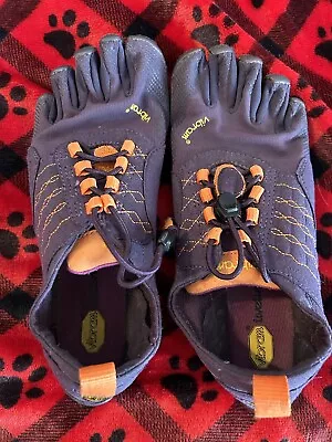 Vibram Five Finger Shoes Women Size 37 • $25