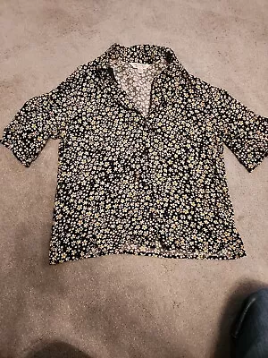 Ladies Short Sleeves Blouse Miss Selfridge Size 6 Black With Flowers • £0.99