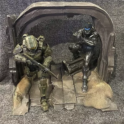 Halo 5 Guardians Limited Collector's Edition Statue (Microsoft Xbox One 2015) • $80