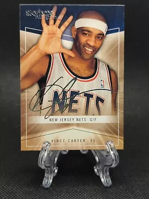 2004-05 Skybox Autographics #41 Vince Carter Silver Facsimile Auto NBA HOF • $2.99