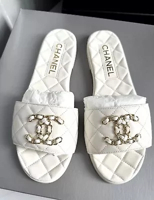 2023 Chanel Cc Chain Logo White Quilted Leather Flat Shoes Slides Sandals 36 • $1299
