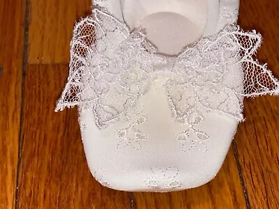 Madge’s Ballerina Style House Shoes Slippers Vintage Lace Bow Embroidery • $34.95