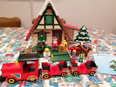 Playmobil Christmas House And Train Toy Santa Reindeer  • £20.50