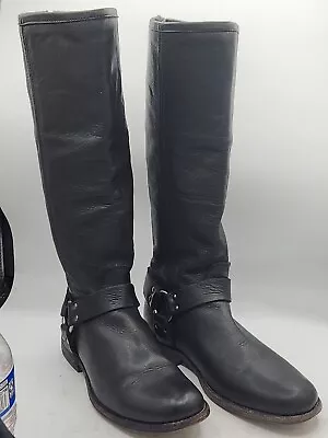 FRYE WOMEN'S BLACK LEATHER BACK ZIP TRIPLE HARNESS BOOTS Sz.9B  • $89