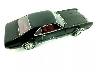 1/18 Scale Diecast 1966 Oldsmobile Toronado By Road Signature • $49.99