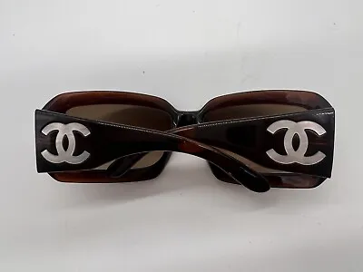 Chanel Mother Of Pearl CC Brown Wrap Around Sunglasses - Authentic • £120