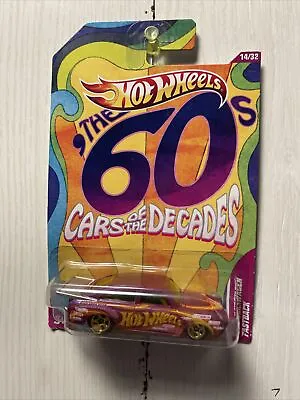Hot Wheels 2011 Cars Of The Decades '65 Volkswagen Fastback #jay  • $16.99