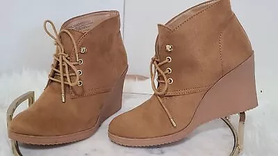 Womens Merona Brown Chestnut Faux Leather Suede Wedge Ankle Lace Bootie Size 8.5 • $14.99