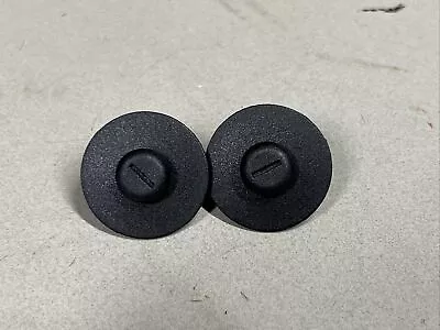 2 X Volkswagen Threaded Carpet Floor Mat Clips 3B0864812A. • $2.95