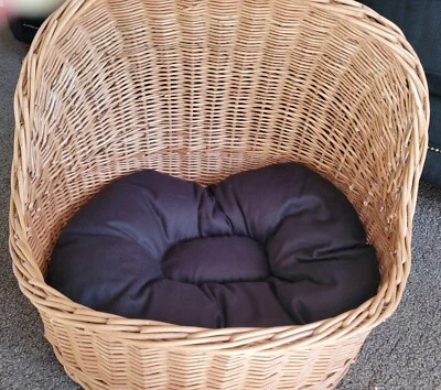 £25 • Buy Wicker Pet Bed/Basket With Cushion - New Never Used - Small / Medium Dog Or Cat