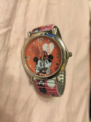 Disney Mickey Minnie Mouse Ladies Analog Watch Pink Hearts Valentines • $15.95