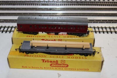 £20 • Buy 2 Plastic  Triang Tt Gauge  Wagon/coach In  Original Boxes