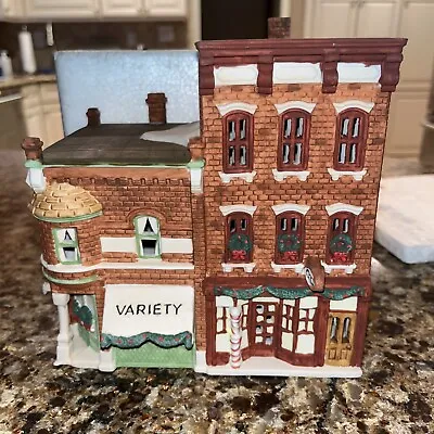 Dept 56 Christmas In The City Variety Store And Barber Shop #59722 • $45.50