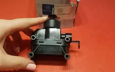 Mercedes Door Lock Vacuum Actuator Kit R107 W124 Front Sl500 Sl320 E420 E320 OEM • $83.33