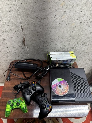 $71.99 • Buy Microsoft Xbox 360 E Console 250gb 6 Games 3 Controller Cords Lot Bundle Works