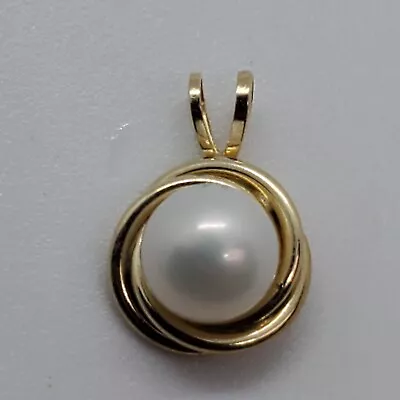 Vintage 14k  Gold 6.5 Mm  Mabe Pearl Pendant • $99