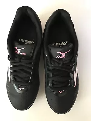 Youth Girls Size 2.5 Mizuno Pink Black  Cleats • $17.99