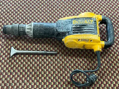 Dewalt Heavy-duty 21 Lb. Sds Max Demolition Hammer (d25899k) • $499