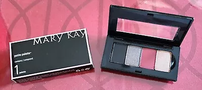 Mary Kay Petite Palette With 4 Beautiful Shades • $12