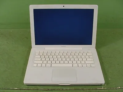 Apple Macbook A1181  2.0Ghz / 2GB RAM / 500GB HD • $59.99