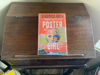 POSTER GIRL By Veronica Roth SIGNED/DATED True 1st/1st US (2022 HCDJ) • $59