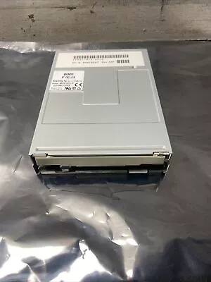 $20 • Buy Used Dell SONY MPF920-F 3.5 1.44MB Internal Floppy Drive - Dell - NO FRONT BEZEL
