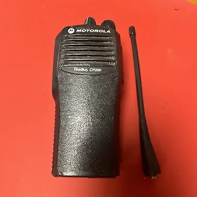 Motorola CP200 Radius UHF 438-470Mhz 4Ch RADIO AAH50RDC9AA1AN W/ Battery • $55