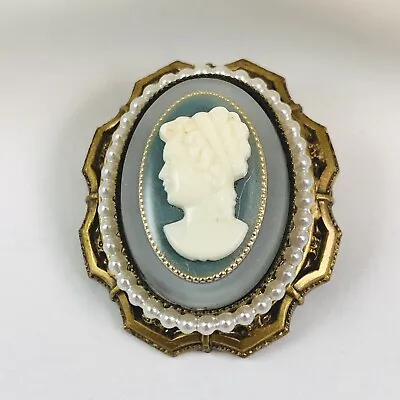 Vintage Plastic Cameo Faux Seed Pearl Mint Green Oval Gold Tone Brooch Pendant • $21.99